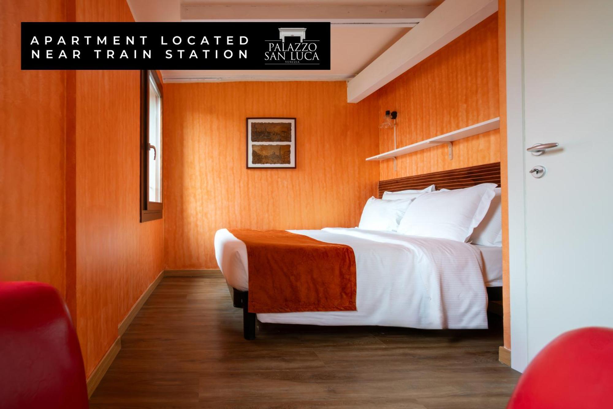 Guest house Palazzo San Luca 3*